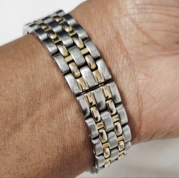 Raymond Weil Geneve Tango Gold Stainless Steel Diamond Bracelet Watch - Picture 7 of 10